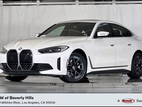 Used 2023 BMW i4 eDrive35 w/ Premium Package RWD image 1
