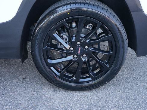 Used 2023 GMC Terrain SLT w/ Elevation Edition FWD image 28