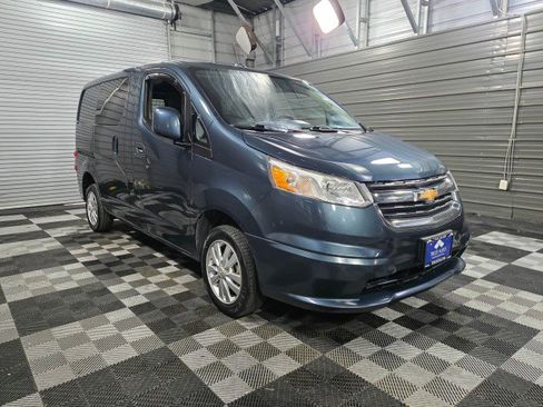 Used 2017 Chevrolet City Express LT image 3