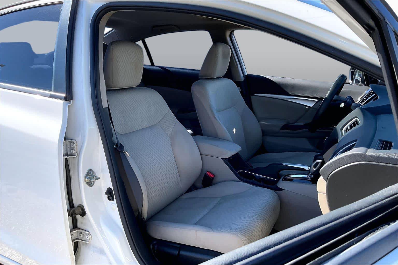 Used 2015 Honda Civic EX image 9