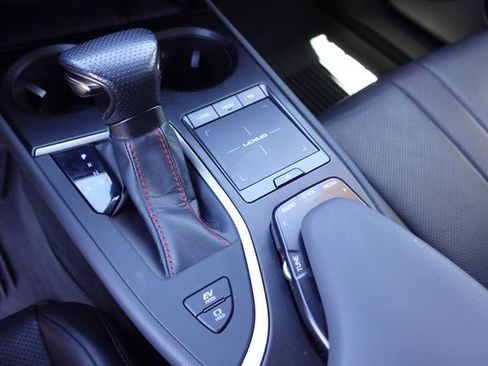 Used 2019 Lexus UX 250h F Sport w/ F Sport Premium Package AWD/4WD image 23
