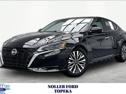 Used 2023 Nissan Altima 2.5 SV
