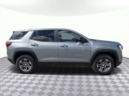 Used 2026 GMC Terrain Elevation image 2