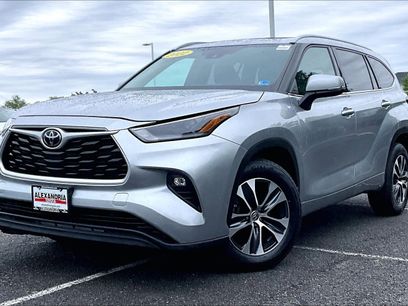 Used 2022 Toyota Highlander XLE