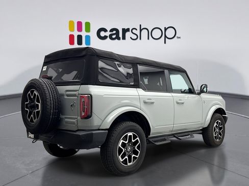 Used 2024 Ford Bronco Outer Banks image 5