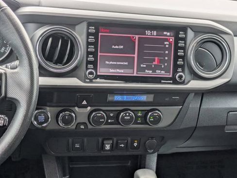 Used 2023 Toyota Tacoma TRD Off-Road image 15