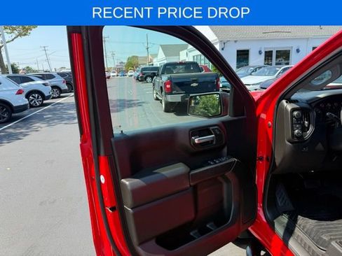 Used 2022 Chevrolet Silverado 1500 Custom image 15