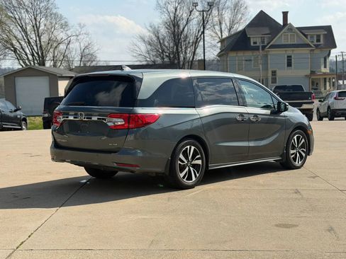Used 2019 Honda Odyssey Elite image 2