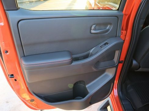 New 2026 Nissan Frontier PRO-4X w/ Tow Package image 10