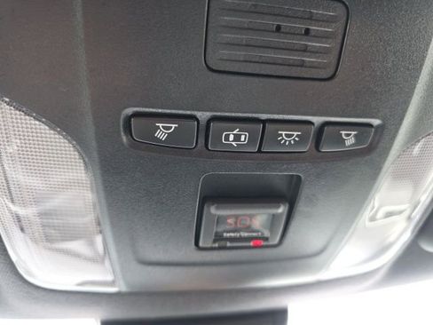 Used 2019 Toyota Corolla SE image 9