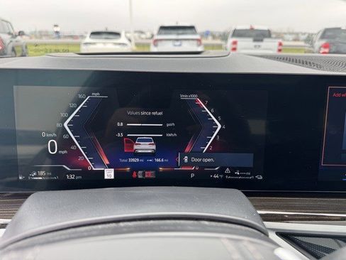 Used 2025 BMW X5 xDrive50e image 14