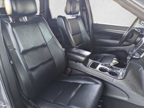 Used 2019 Jeep Grand Cherokee Limited image 22