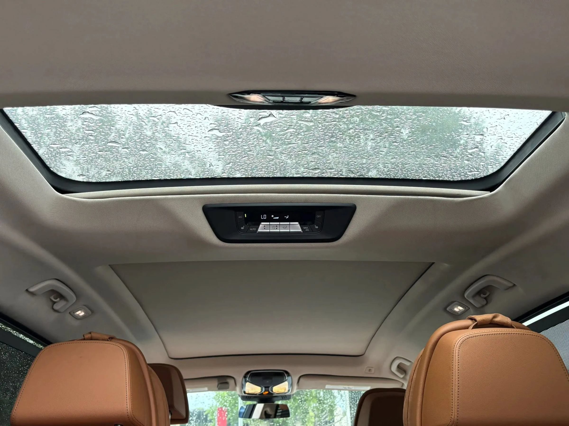 Used 2019 BMW X7 xDrive50i w/ Premium Package AWD/4WD image 35