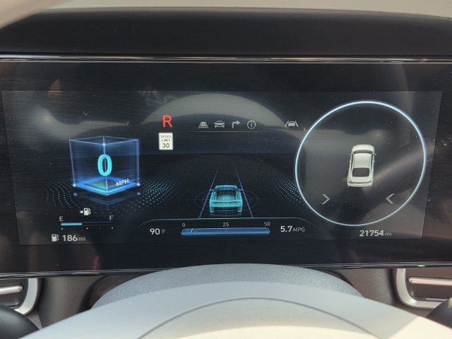 Used 2024 Hyundai Elantra SEL FWD image 22