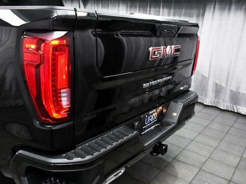Used 2022 GMC Sierra 1500 AT4 image 70