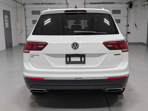 Used 2020 Volkswagen Tiguan SEL image 9
