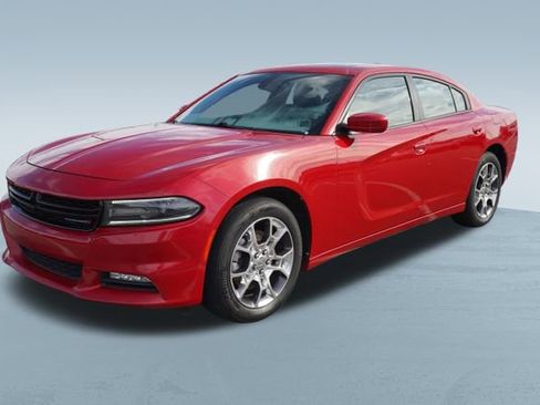 Used 2015 Dodge Charger SXT w/ AWD Plus Group image 3