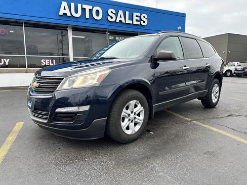 Used 2015 Chevrolet Traverse LS image 4