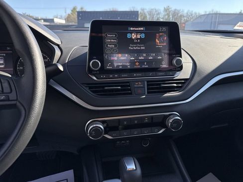 New 2025 Nissan Altima 2.5 S image 13