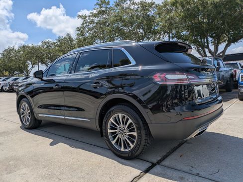 Used 2023 Lincoln Nautilus AWD w/ Premium Package image 6