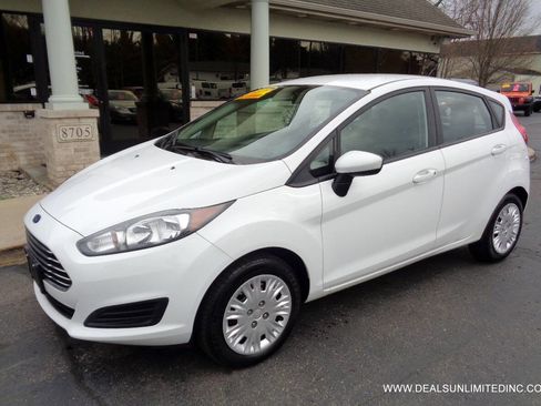 Used 2017 Ford Fiesta S image 1