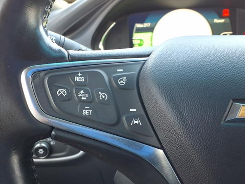 Used 2020 Chevrolet Bolt LT image 26