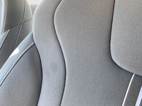 Used 2024 Hyundai Elantra SEL image 32