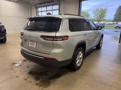 Used 2022 Jeep Grand Cherokee L Limited w/ Trailer Tow Group (B) AWD/4WD image 5