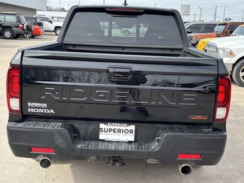 Used 2025 Honda Ridgeline TrailSport image 4