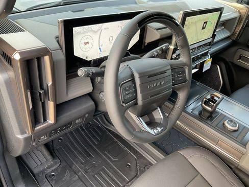 New 2025 GMC Hummer EV 2X image 13