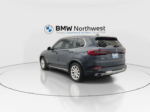 Used 2022 BMW X5 xDrive40i w/ Climate Comfort Package AWD/4WD image 12
