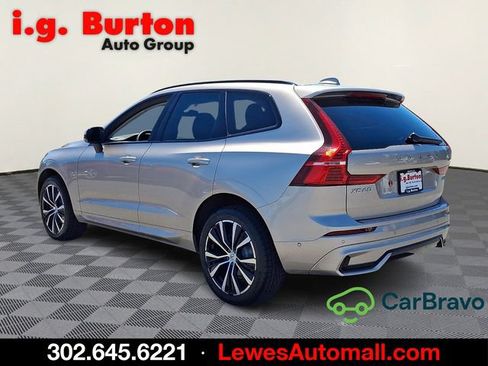 Used 2023 Volvo XC60 B5 Plus w/ Climate Package AWD/4WD image 4