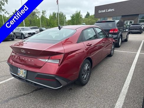Certified 2024 Hyundai Elantra SEL FWD image 3