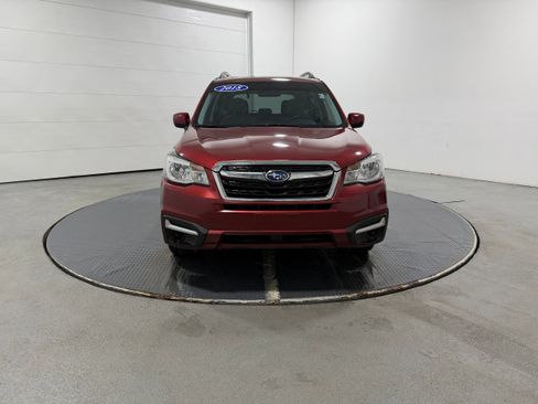 Used 2018 Subaru Forester 2.5i Premium w/ All-Weather Package image 19