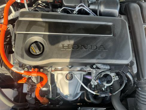 Certified 2024 Honda Accord Sport image 29
