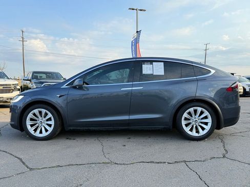 Used 2020 Tesla Model X Long Range AWD/4WD image 4