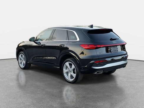 New 2025 Audi Q5 Prestige image 7