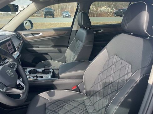 New 2026 Volkswagen Atlas SEL Premium R-Line image 13