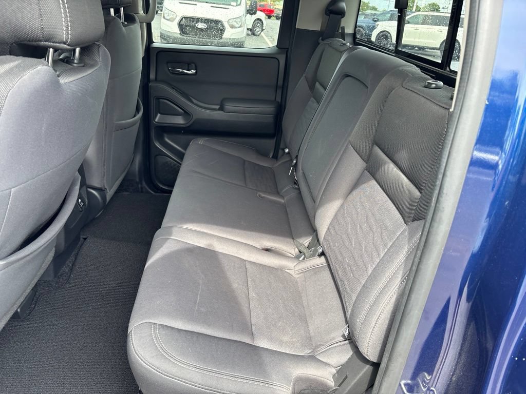 Used 2022 Nissan Frontier SV AWD/4WD image 25