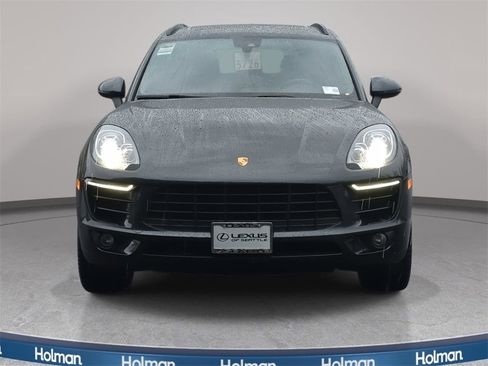 Used 2018 Porsche Macan Base image 2