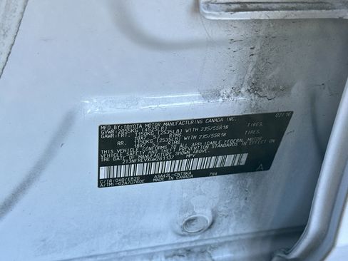 Used 2016 Toyota RAV4 SE image 26