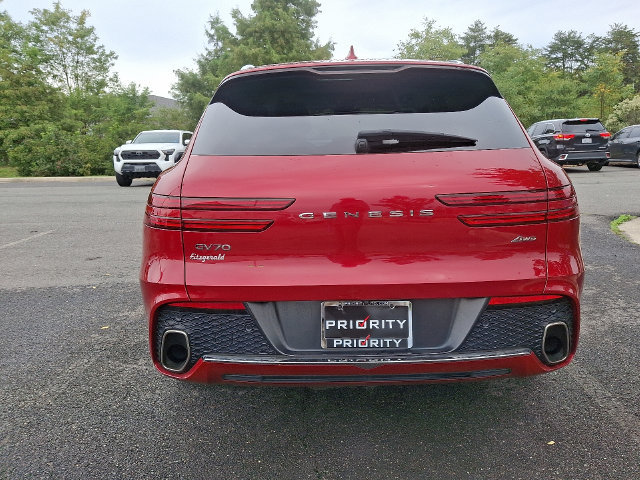 Used 2023 Genesis GV70 2.5T w/ Advanced Package AWD/4WD image 5