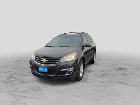 Used 2014 Chevrolet Traverse LT image 3
