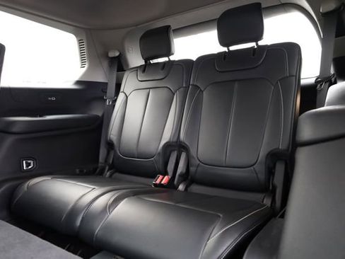 Used 2022 Jeep Grand Cherokee L Limited image 27