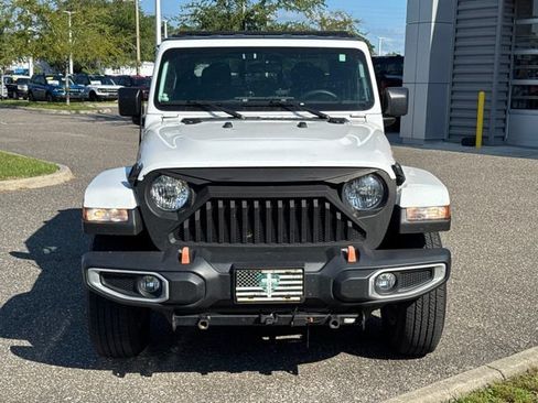 Used 2023 Jeep Gladiator Sport AWD/4WD image 18