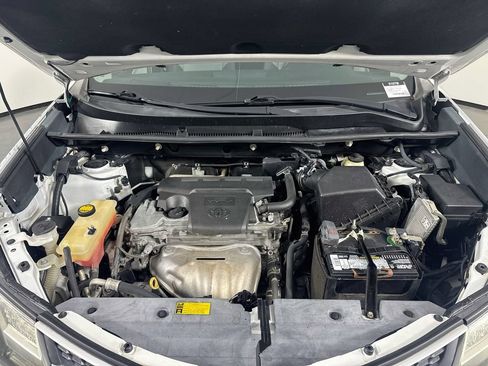 Used 2015 Toyota RAV4 XLE FWD image 30
