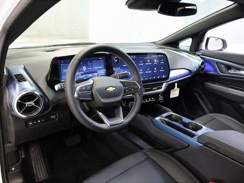 New 2026 Chevrolet Equinox EV LT image 27