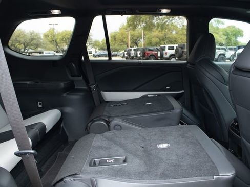 Used 2025 Lexus TX 350 AWD w/ Technology Package image 22