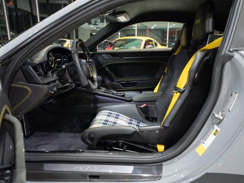 Used 2022 Porsche 911 GT3 RWD image 8