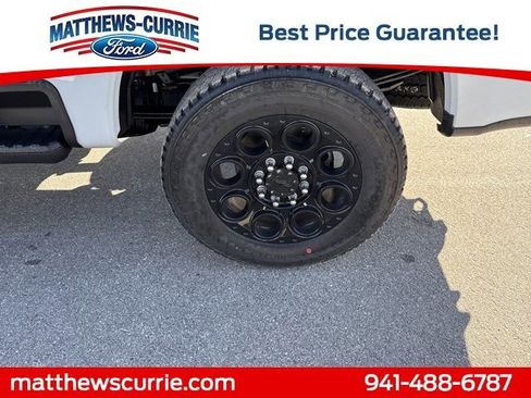 New 2026 Ford F250 Lariat w/ Black Appearance Package image 16